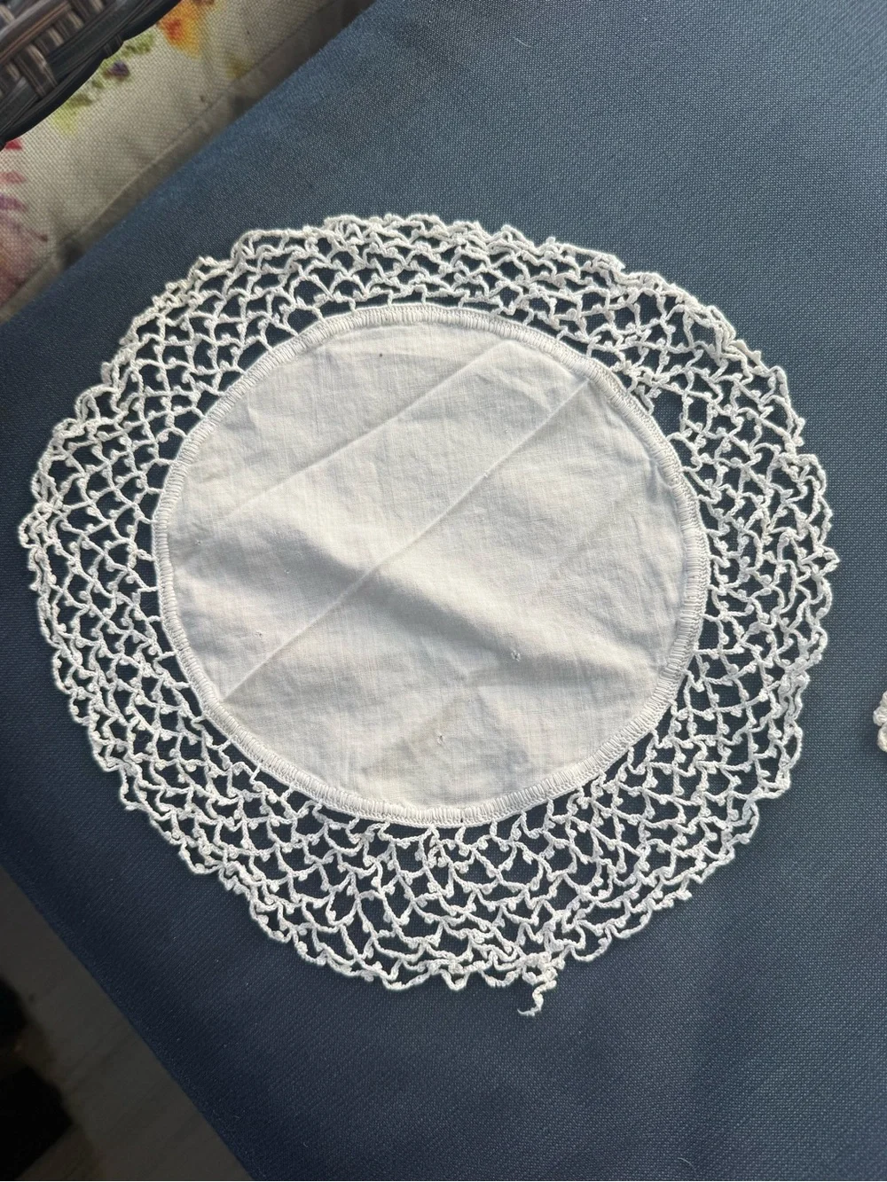 Handmade set doilies
